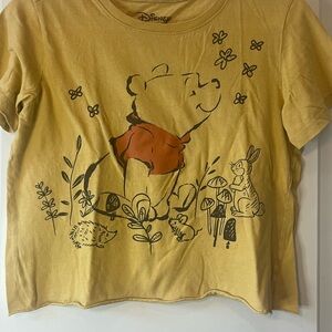 Disney Winnie the Pooh cropped top Size M 100% Cotton Yellow